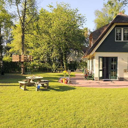 Beautiful Holiday Home In Heeten With Private Garden Εξωτερικό φωτογραφία